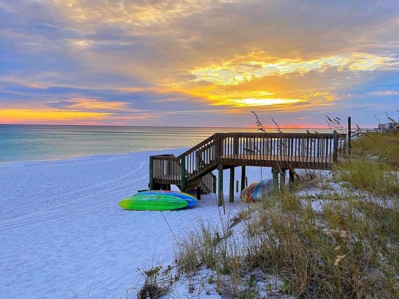 5 Star Resort 11Th Fl Stunning Sunrise 2Br 2Ba King Suite,Pools ,Shuttle Or Walk To Beach Destin Bagian luar foto