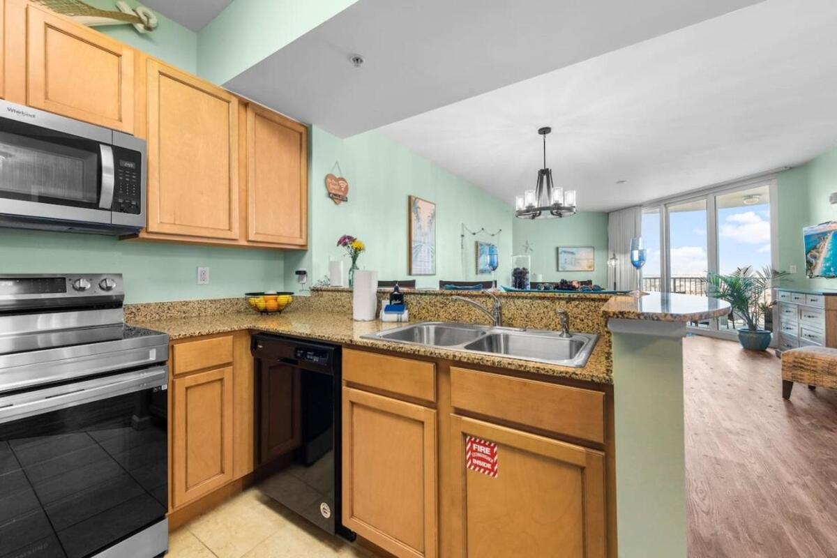 5 Star Resort 11Th Fl Stunning Sunrise 2Br 2Ba King Suite,Pools ,Shuttle Or Walk To Beach Destin Bagian luar foto